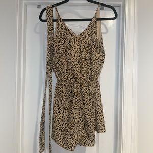 Leopard romper with optional tie to go in front!